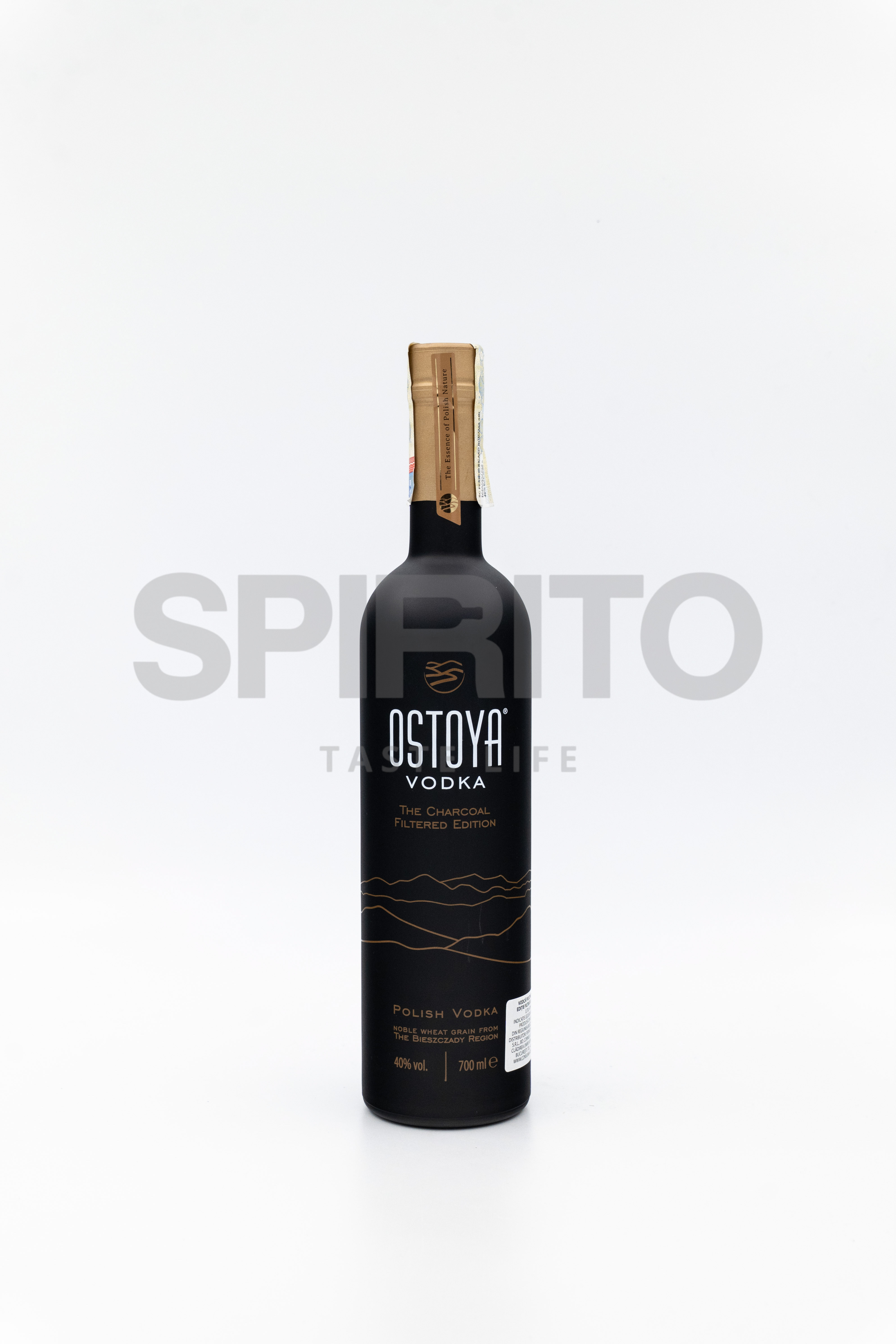 OSTOYA BLACK 40% ALC 700 ML